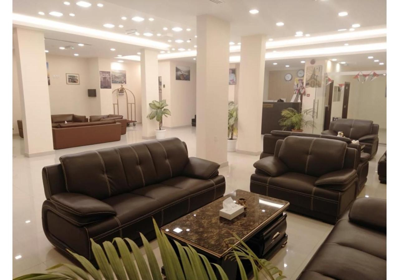Hotel Tanuf Residency