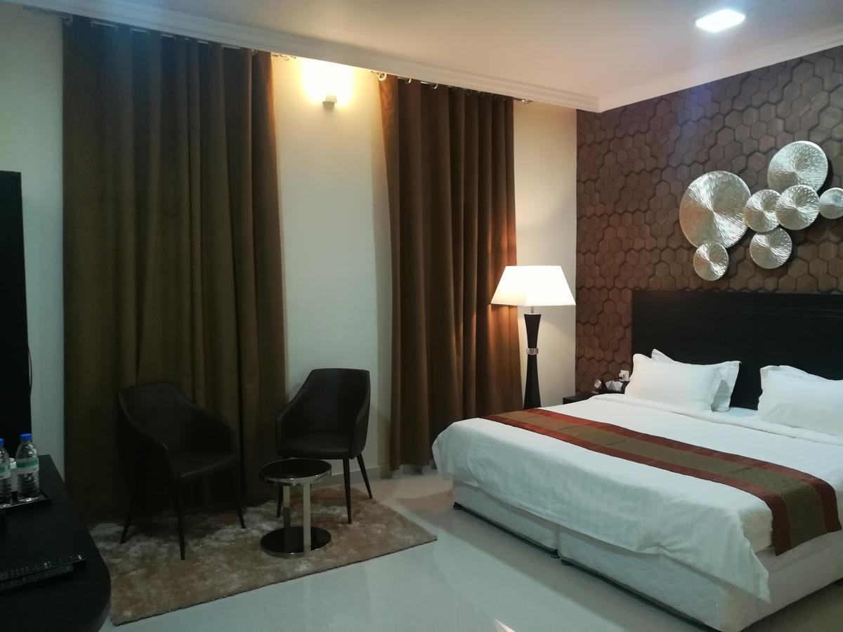 Tanuf Residency